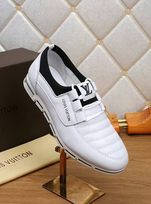 LV Fashion Men Sneakers--097